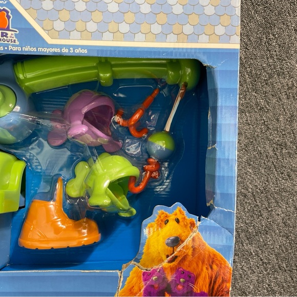 Vtg Disney Bear In The Big Blue House Fishing Set Toy Tackle Box Pole 1990s - Picture 2 of 16